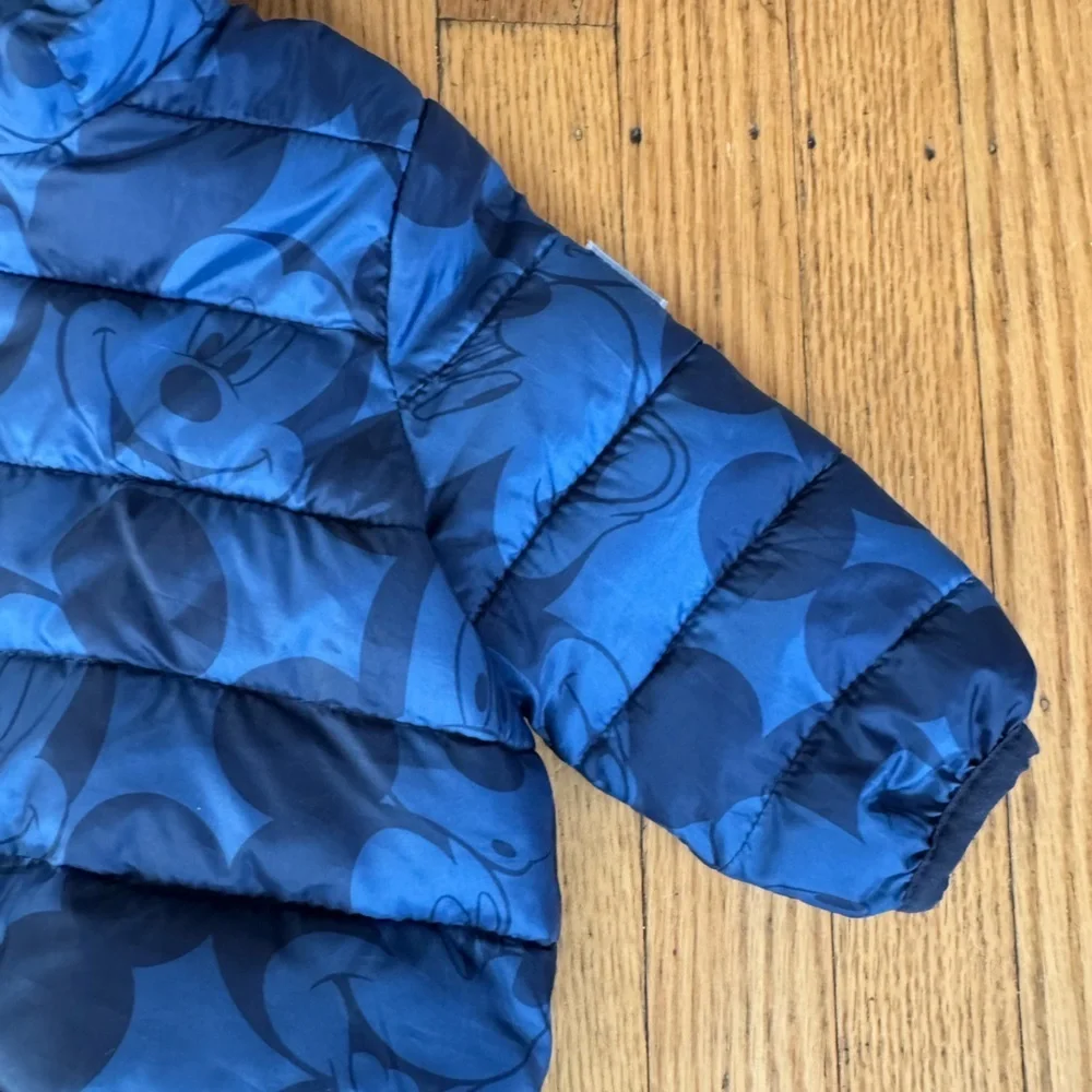 Baby GAP Disney Navy Blue Puffer Jacket size 0-6 months